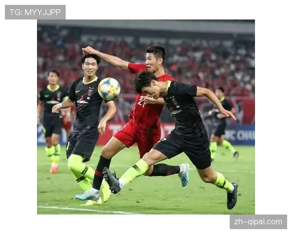 佩雷拉的替补席深度 森林下半场换人调整战术意图