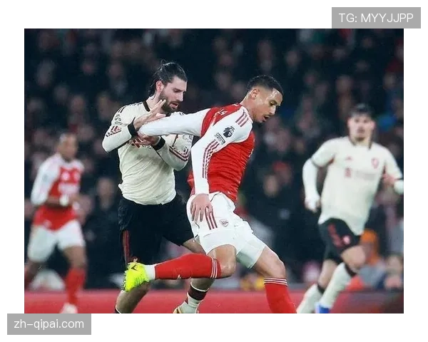 曼联55分紧追曼城 攻守均衡成欧冠资格有力竞争者 曼联55分紧追曼城 攻守均衡成欧冠资格有力竞争者